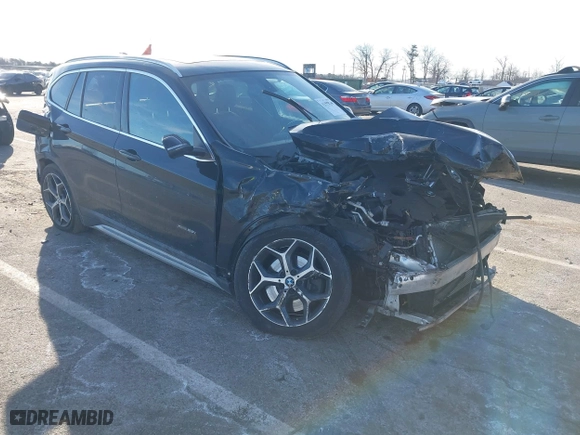 2017 BMW X1 xDrive28i with VIN WBXHT3C37H5F82992, listed as a IAAI auction lot 41293740 with 161,418 mi miles. Bid and sale history available at carsss.com. Image 1.