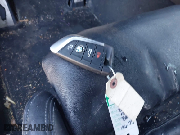 2023 BMW M2 z VIN 3MF13DM00P8D18677, wystawiony jako IAAI lot #41835134 z przebiegiem Nie podano mil oraz . Historia ofert i sprzedaży dostępna na DreamBid. Obrazek 11.