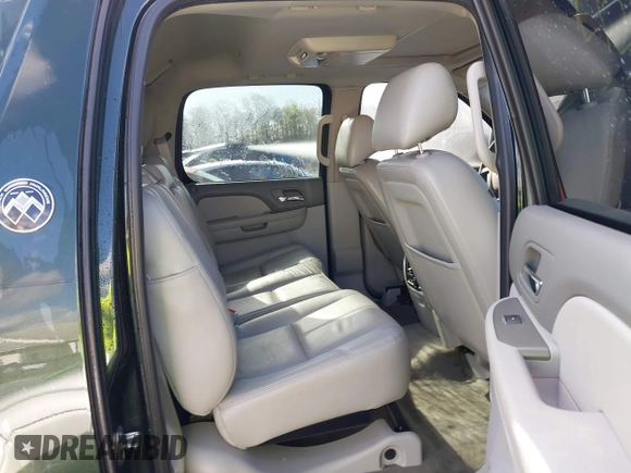 2013 Chevrolet Avalanche LT with VIN 3GNTKFE76DG195370, listed as a IAAI auction lot 42033278 with 159,167 mi miles and . Bid and sale history available at DreamBid. Image 8.