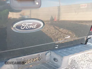 2005 Ford F-150 XLT with VIN 1FTPX025X5KC35939, listed as a IAAI auction lot 41286286 with 162,045 mi miles. Bid and sale history available at carsss.com. Image 6.