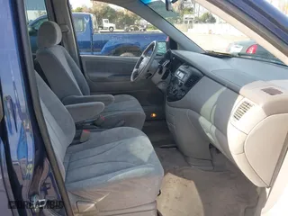 2003 Mazda MPV LX with VIN JM3LW28A030354777, listed as a IAAI auction lot 41624923 with 199,283 mi miles. Bid and sale history available at carsss.com. Image 5.