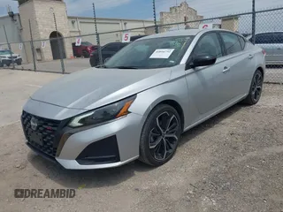 2024 Nissan Altima 2.5 SR with VIN 1N4BL4CV4RN360411, listed as a IAAI auction lot 42016732 with 27,967 mi miles. Bid and sale history available at carsss.com. Image 2.