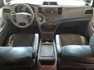 2011 Toyota Sienna SE with VIN 5TDXK3DC6BS081102, listed as a Copart auction lot 55336735 with 238,234 mi miles and Clean title. Bid and sale history available at DreamBid. Image 8.