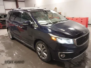 2018 Kia Sedona SX-L with VIN KNDME5C15J6396705, listed as a IAAI auction lot 41500453 with 102,636 mi miles. Bid and sale history available at carsss.com. Image 1.