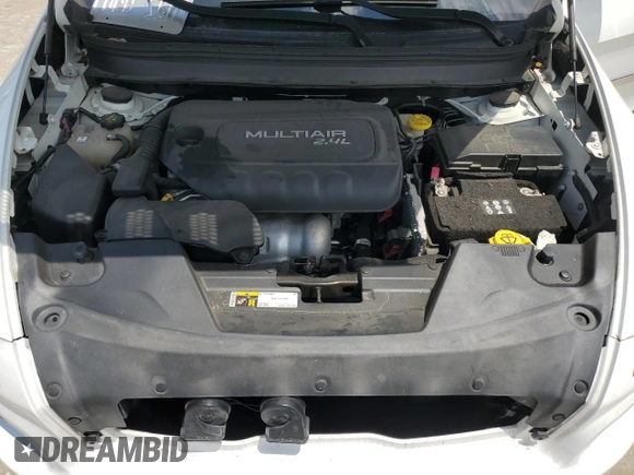 2017 Jeep Cherokee Latitude z VIN 1C4PJMCB7HW546190, wystawiony jako Copart lot #58212075 z przebiegiem 62 238 mil mil oraz Szkoda całkowita • Salvage title. Historia ofert i sprzedaży dostępna na DreamBid. Obrazek 11.