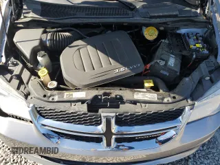 2018 Dodge Grand Caravan SXT z VIN 2C4RDGCG5JR307118, wystawiony jako Copart lot #53602125 z przebiegiem 119 846 mil mil oraz Szkoda całkowita • Salvage title. Historia ofert i sprzedaży dostępna na DreamBid. Obrazek 12.