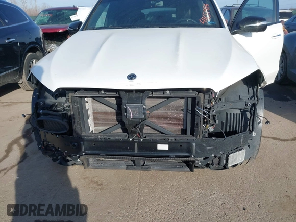2021 Mercedes-Benz GLE 53 AMG with VIN 4JGFB6BB0MA262697, listed as a IAAI auction lot 41651486 with 52,111 mi miles and . Bid and sale history available at DreamBid. Image 6.