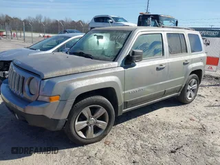 2014 Jeep Patriot Sport with VIN 1C4NJPBBXED757823, listed as a IAAI auction lot 41839740 with 186,218 mi miles and . Bid and sale history available at carsss.com. Image 13.
