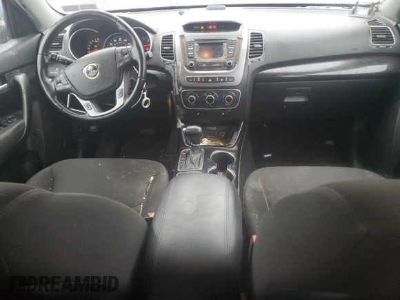 2014 Kia Sorento LX with VIN 5XYKTDA72EG462113, listed as a Copart auction lot 45081345 with 151,350 mi miles and Clean Title. Bid and sale history available at carsss.com. Image 8.