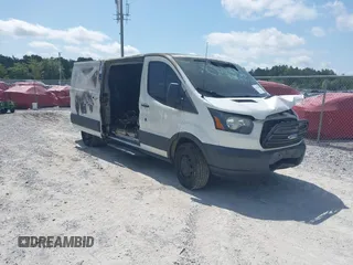 2017 Ford Transit с VIN 1FTYR2YMXHKB54923, выставлен на аукционе IAAI как лот 42275708 с пробегом Не указан миль и . История ставок и продаж доступна на DreamBid. Изображение 1.