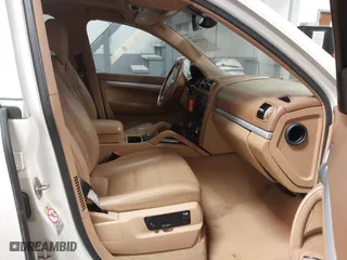 2008 Porsche Cayenne with VIN WP1AA29P88LA11043, listed as a IAAI auction lot 41433208 with 167,750 mi miles. Bid and sale history available at carsss.com. Image 5.