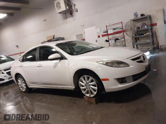 2012 Mazda Mazda6 i Touring with VIN 1YVHZ8DH3C5M14916, listed as a IAAI auction lot 41079637 with 183,396 mi miles. Bid and sale history available at carsss.com. Image 12.