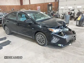 2020 Hyundai Ioniq SE z VIN KMHC75LJ7LU076723, wystawiony jako IAAI lot #42221641 z przebiegiem 20 797 mil mil oraz . Historia ofert i sprzedaży dostępna na DreamBid. Obrazek 1.