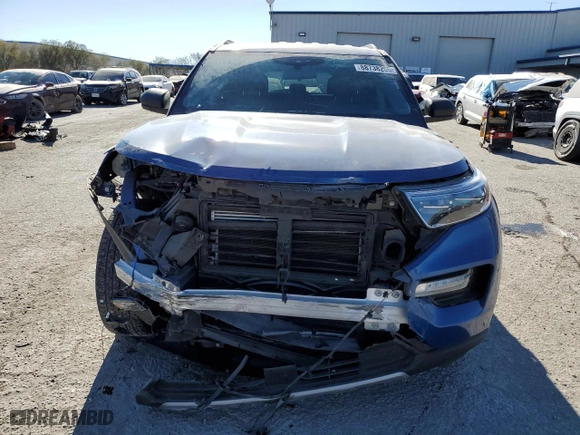 2022 Ford Explorer XLT with VIN 1FMSK7DH8NGA10698, listed as a Copart auction lot 88738255 with NaN miles and Salvage Title. Bid and sale history available at carsss.com. Image 5.