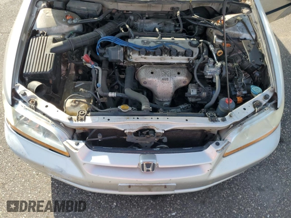 1999 Honda Accord LX z VIN 1HGCG5645XA103050, wystawiony jako Copart lot #65796435 z przebiegiem 148 828 mil mil oraz Czysty tytuł • Clean title. Historia ofert i sprzedaży dostępna na DreamBid. Obrazek 11.