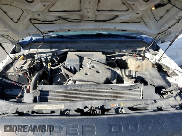2011 Ford F-250 XL with VIN 1FTBF2A6XBEB58907, listed as a Copart auction lot 84220294 with 305,933 mi miles and Clean title. Bid and sale history available at DreamBid. Image 11.