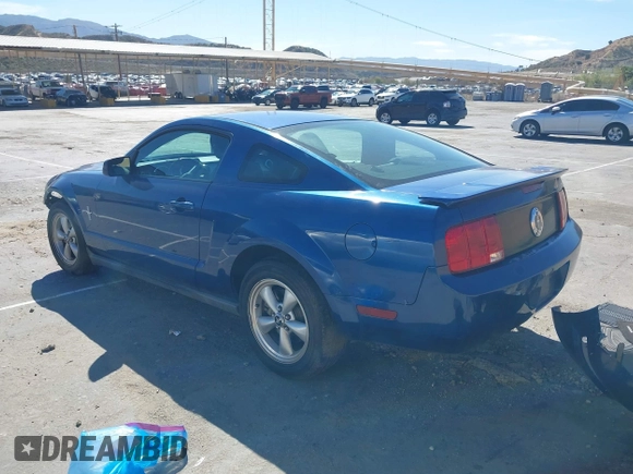 2007 Ford Mustang Deluxe with VIN 1ZVFT80N175320336, listed as a IAAI auction lot 41723617 with Not Provided miles and . Bid and sale history available at DreamBid. Image 3.
