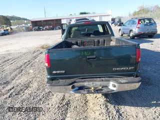 2003 Chevrolet S-10 with VIN 1GCCS19H038283804, listed as a IAAI auction lot 42018334 with 171,940 mi miles and . Bid and sale history available at DreamBid. Image 17.