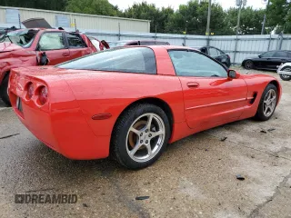 2002 Chevrolet Corvette with VIN 1G1YY22G525102572, listed as a Copart auction lot 69294494 with 82,578 mi miles and Salvage Title. Bid and sale history available at carsss.com. Image 3.