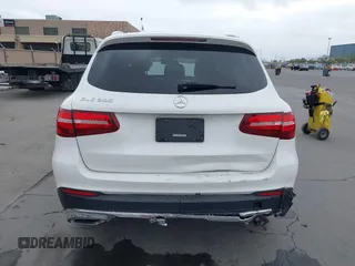 2019 Mercedes-Benz GLC 300 with VIN WDC0G4JB1KV136690, listed as a IAAI auction lot 42121407 with 42,542 mi miles and . Bid and sale history available at DreamBid. Image 16.