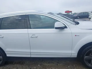 2015 Audi Q7 S line Prestige with VIN WA1DGAFE7FD021509, listed as a IAAI auction lot 41724235 with 135,486 mi miles and . Bid and sale history available at DreamBid. Image 14.