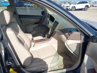 2001 Lexus ES 300 with VIN JT8BF28G010316809, listed as a IAAI auction lot 42175771 with 235,150 mi miles and . Bid and sale history available at carsss.com. Image 5.