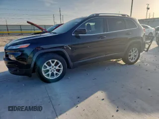 2017 Jeep Cherokee Latitude z VIN 1C4PJLCB8HW669765, wystawiony jako Copart lot #64127705 z przebiegiem 162 503 mil mil oraz Szkoda całkowita • Salvage title. Historia ofert i sprzedaży dostępna na DreamBid. Obrazek 1.