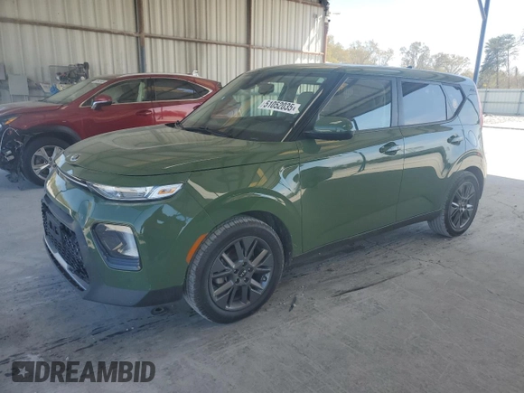 2021 Kia Soul EX with VIN KNDJ33AU5M7126141, listed as a Copart auction lot 51052035 with 84,178 mi miles and Salvage Title. Bid and sale history available at carsss.com. Image 1.