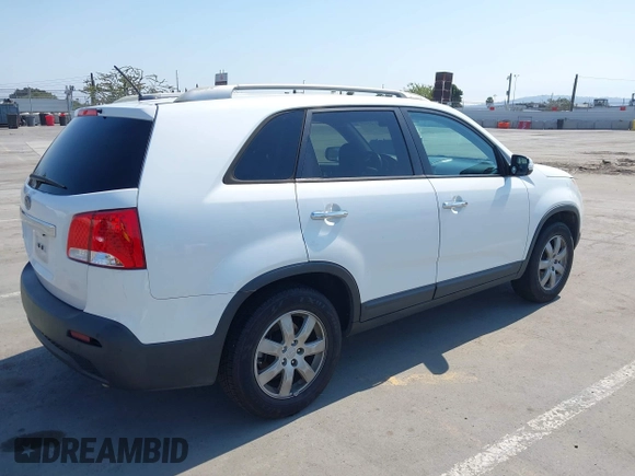 2013 Kia Sorento LX with VIN 5XYKT3A61DG317094, listed as a IAAI auction lot 42747947 with 235,917 mi miles and . Bid and sale history available at DreamBid. Image 4.