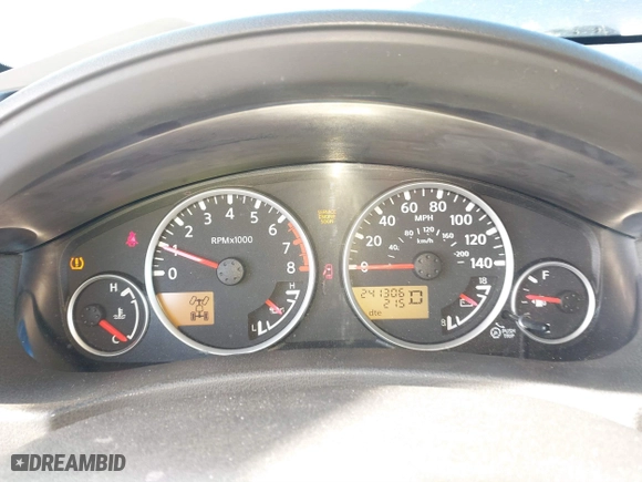 2006 Nissan Pathfinder SE with VIN 5N1AR18W56C667660, listed as a IAAI auction lot 41584986 with 241,306 mi miles. Bid and sale history available at carsss.com. Image 7.