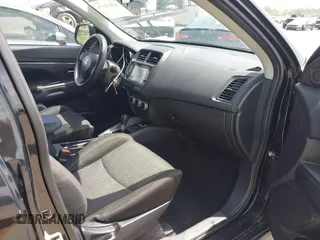 2020 Mitsubishi Outlander ES z VIN JA4AP3AU2LU017750, wystawiony jako IAAI lot #42614176 z przebiegiem 102 566 mil mil oraz . Historia ofert i sprzedaży dostępna na DreamBid. Obrazek 5.