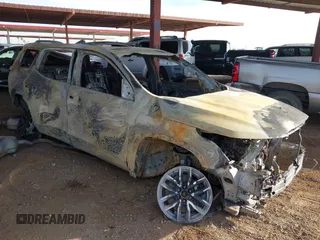 2017 GMC Acadia SLT z VIN 1GKKNMLS7HZ199347, wystawiony jako IAAI lot #41787161 z przebiegiem Nie podano mil oraz . Historia ofert i sprzedaży dostępna na DreamBid. Obrazek 1.