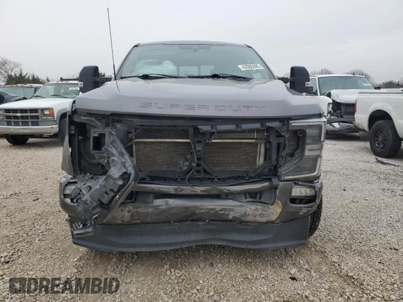 2021 Ford F-350 XL with VIN 1FT8W3BT0MEE06413, listed as a Copart auction lot 42080395 with 140,610 mi miles and Salvage title. Bid and sale history available at DreamBid. Image 5.