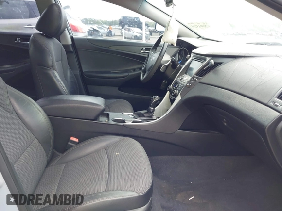 2012 Hyundai Sonata SE with VIN 5NPEC4AB9CH475853, listed as a IAAI auction lot 42084329 with 143,146 mi miles and . Bid and sale history available at carsss.com. Image 5.
