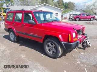2000 Jeep Cherokee Police with VIN 1J4FF48S3YL240637, listed as a IAAI auction lot 41978145 with 219,502 mi miles. Bid and sale history available at carsss.com. Image 1.
