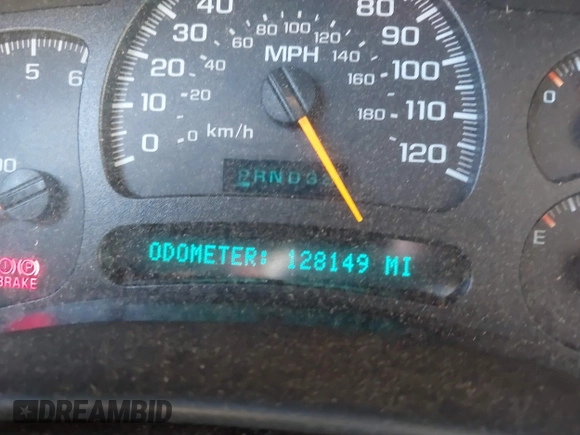 2005 Chevrolet Suburban Z71 with VIN 3GNFK16Z85G256624, listed as a IAAI auction lot 41448380 with 128,149 mi miles. Bid and sale history available at carsss.com. Image 7.