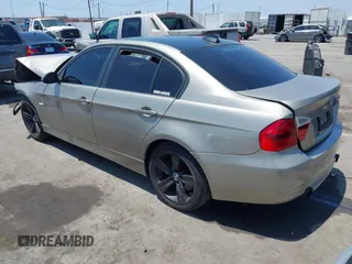 2007 BMW 3 Series 335i with VIN WBAVB73527VH21692, listed as a IAAI auction lot 42499708 with 126,298 mi miles and . Bid and sale history available at DreamBid. Image 3.
