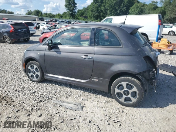 2016 FIAT 500e z VIN 3C3CFFGE3GT121963, wystawiony jako Copart lot #61745365 z przebiegiem 44 249 mil mil oraz Szkoda całkowita • Salvage title. Historia ofert i sprzedaży dostępna na DreamBid. Obrazek 2.