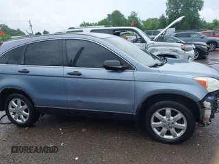 2007 Honda CR-V EX z VIN JHLRE48587C108250, wystawiony jako IAAI lot #42431422 z przebiegiem 136 658 mil mil oraz . Historia ofert i sprzedaży dostępna na DreamBid. Obrazek 13.