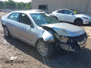 2011 Ford Fusion Hybrid with VIN 3FADP0L37BR264442, listed as a IAAI auction lot 42476453 with 103,409 mi miles and . Bid and sale history available at DreamBid. Image 1.