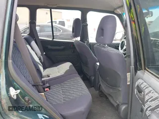 2000 Toyota RAV4 z VIN JT3GP10V0Y7077311, wystawiony jako IAAI lot #42316525 z przebiegiem 299 397 mil mil oraz . Historia ofert i sprzedaży dostępna na DreamBid. Obrazek 8.