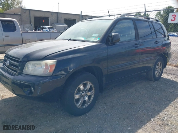 2004 Toyota Highlander with VIN JTEEP21A840016999, listed as a IAAI auction lot 40286240 with 117,053 mi miles. Bid and sale history available at carsss.com. Image 18.