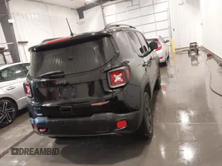 2018 Jeep Renegade Trailhawk z VIN ZACCJBCB7JPH91187, wystawiony jako IAAI lot #41984322 z przebiegiem 72 881 mil mil oraz . Historia ofert i sprzedaży dostępna na DreamBid. Obrazek 17.