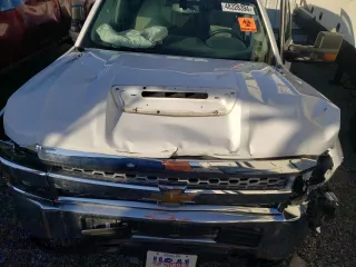 2019 Chevrolet Silverado 3500HD Work Truck with VIN 1GC4KVCY6KF143142, listed as a Copart auction lot 48328394 with 126,913 mi miles and Salvage Title. Bid and sale history available at carsss.com. Image 11.