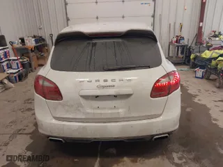 2014 Porsche Cayenne with VIN WP1AA2A29ELA09538, listed as a IAAI auction lot 41617272 with 87,269 mi miles. Bid and sale history available at carsss.com. Image 16.