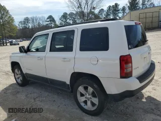 2011 Jeep Patriot Latitude with VIN 1J4NF1GB9BD207381, listed as a Copart auction lot 47028315 with 106,142 mi miles and Clean Title. Bid and sale history available at DreamBid. Image 2.