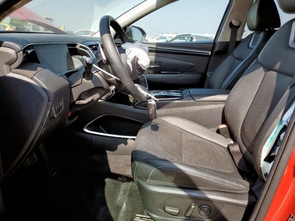 2022 Hyundai Tucson Limited with VIN 5NMJECAEXNH160718, listed as a Copart auction lot 57704215 with 33,636 mi miles and Salvage title. Bid and sale history available at DreamBid. Image 7.