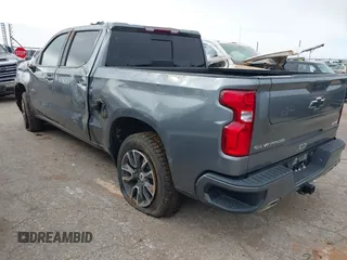 2021 Chevrolet Silverado 1500 RST with VIN 3GCUYEED2MG372203, listed as a IAAI auction lot 41395586 with 119,872 mi miles. Bid and sale history available at carsss.com. Image 3.