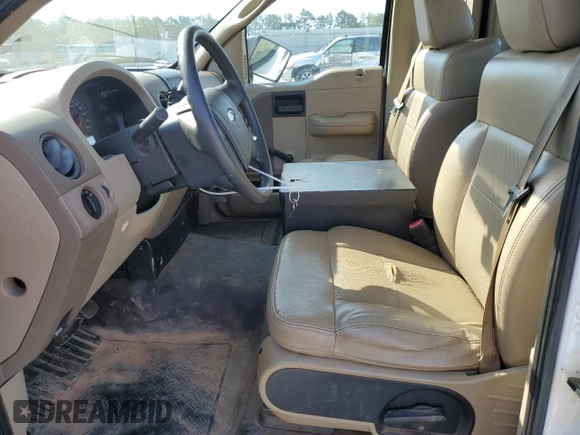2008 Ford F-150 XL z VIN 1FTRF12238KD97245, wystawiony jako Copart lot #60232595 z przebiegiem 132 967 mil mil oraz Szkoda całkowita • Salvage title. Historia ofert i sprzedaży dostępna na DreamBid. Obrazek 7.