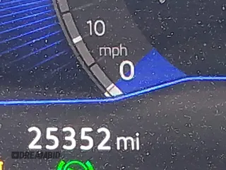 2022 Volkswagen Tiguan SE z VIN 3VV2B7AX0NM159615, wystawiony jako IAAI lot #42399370 z przebiegiem 25 352 mil mil oraz . Historia ofert i sprzedaży dostępna na DreamBid. Obrazek 15.